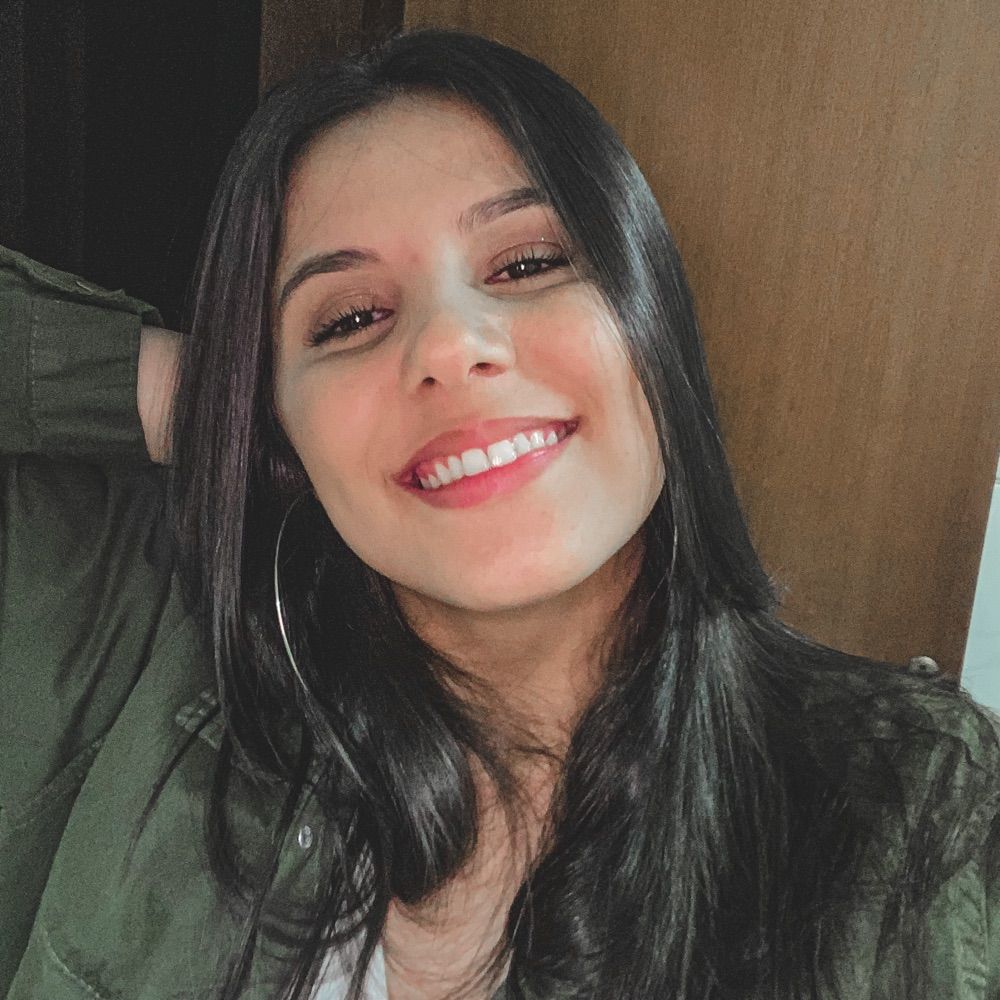Amanda Oliveira 