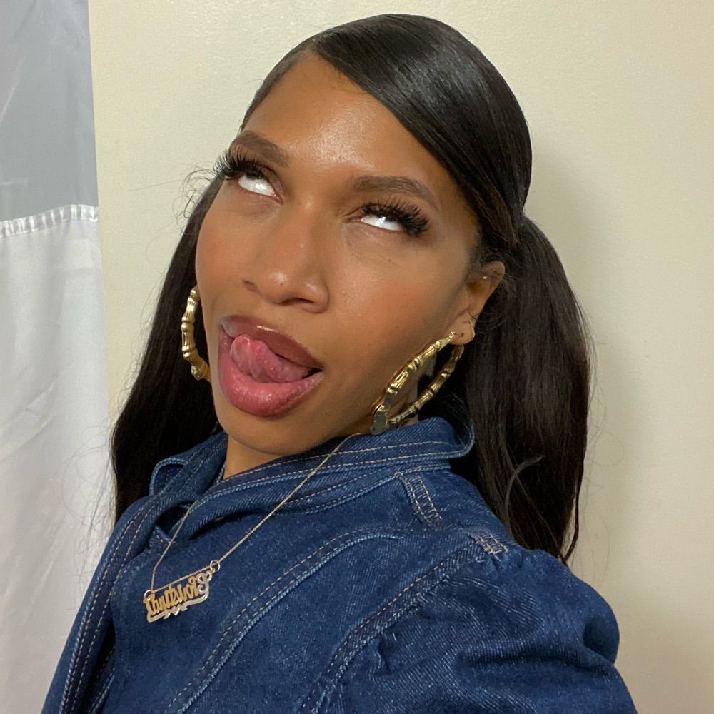 ‧˚*`♡ cHRi$$Y ’*🧸☆˚‧*