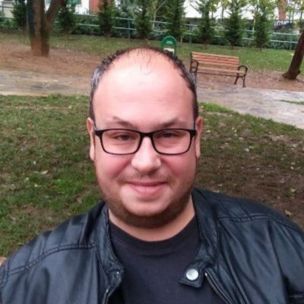 Özer Metin