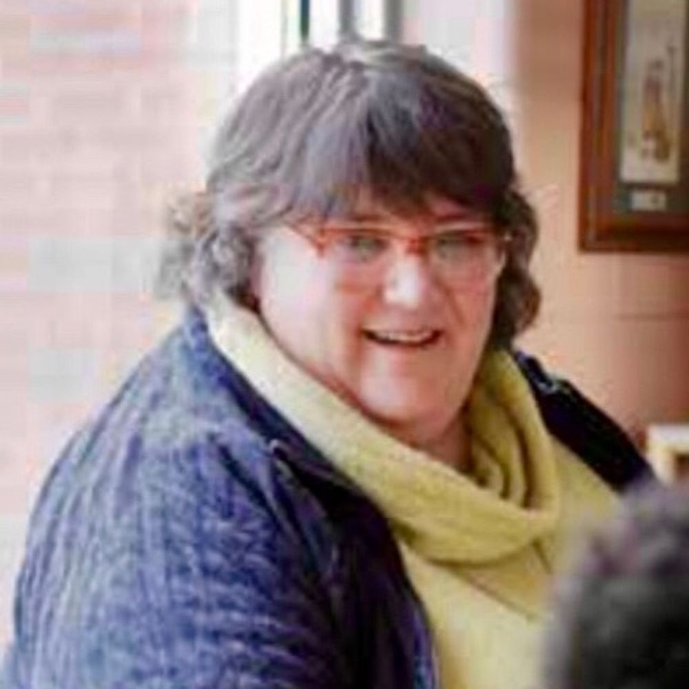 Pam Leavere