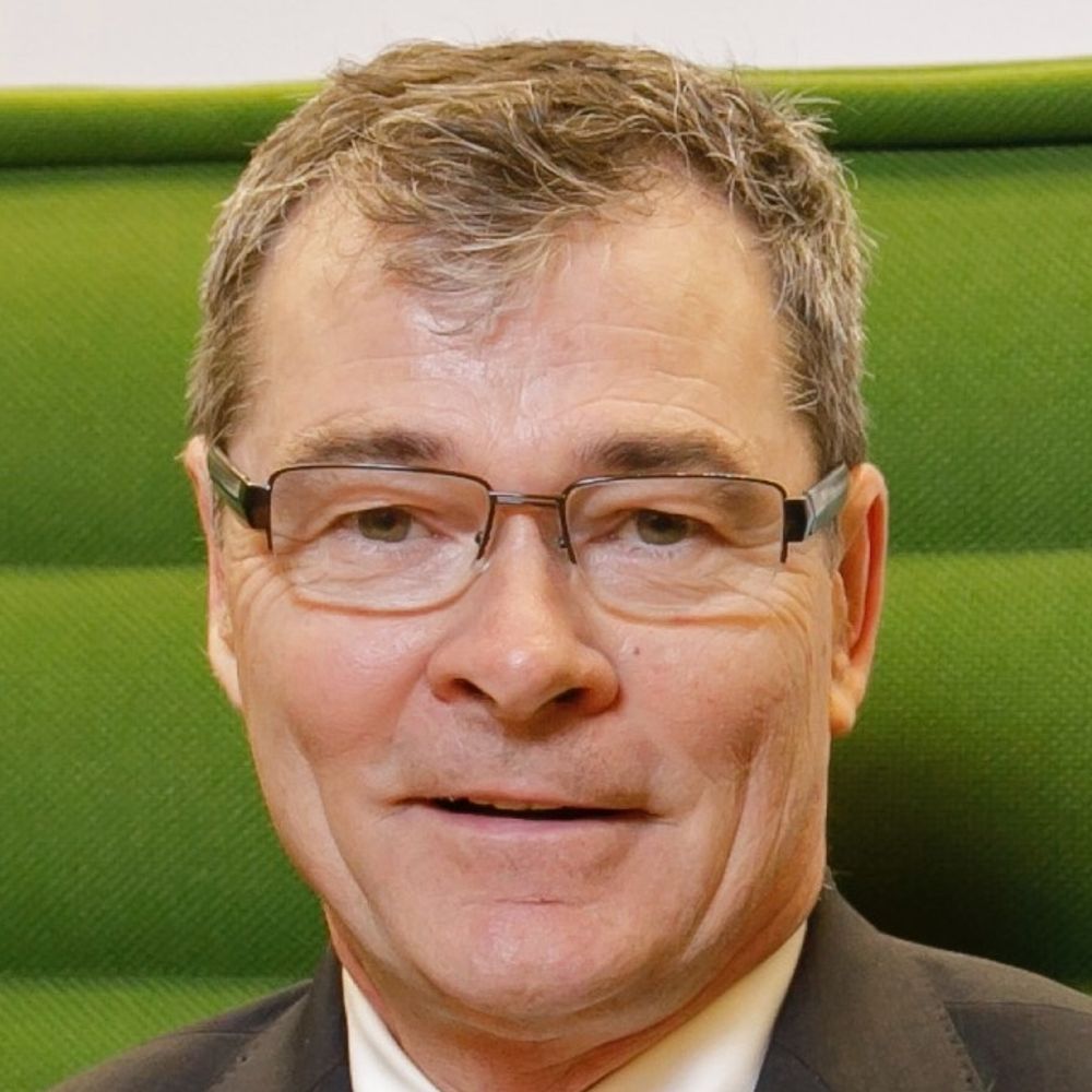 Commissioner Tim Echols