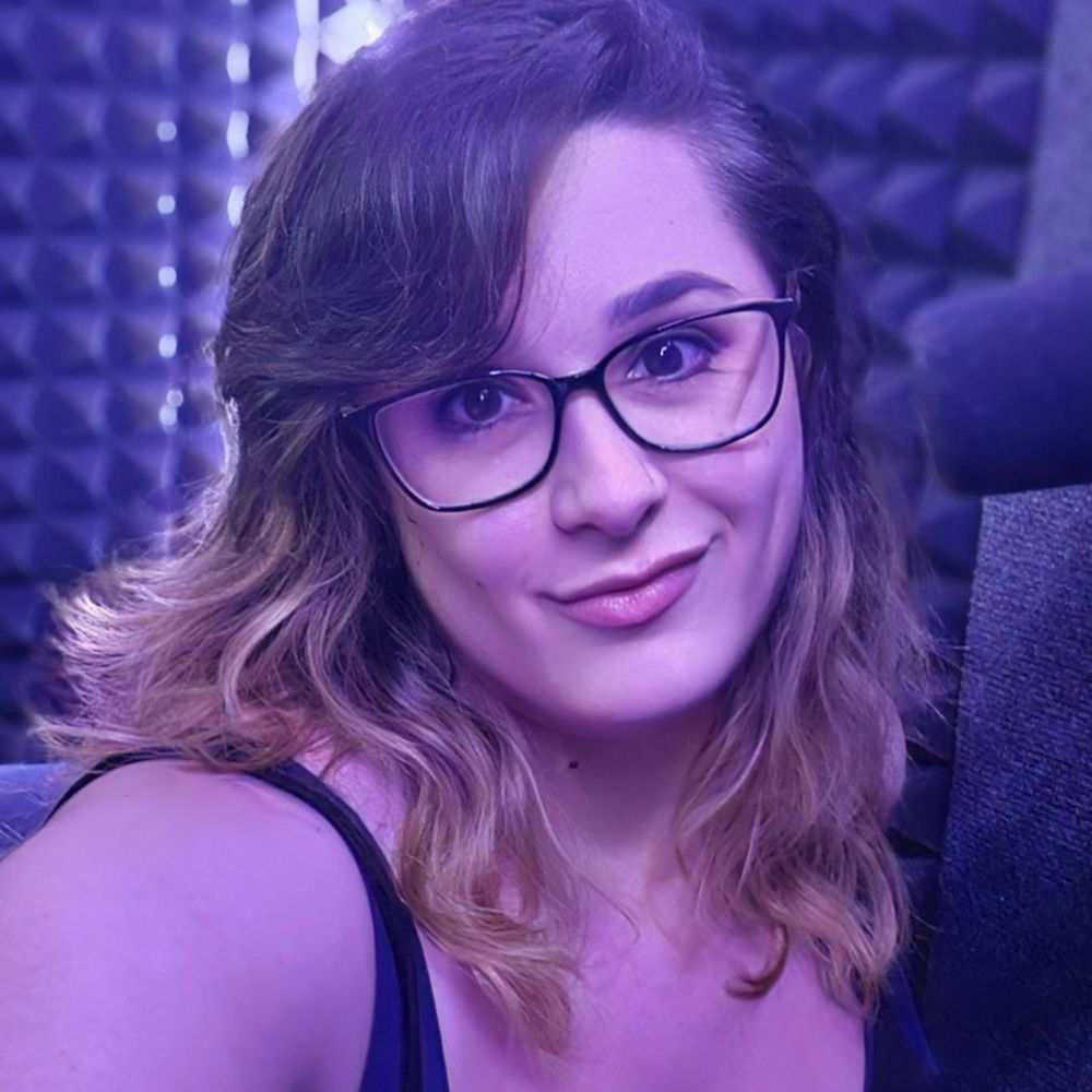 AlyssaFerrariVO ✎ VGen