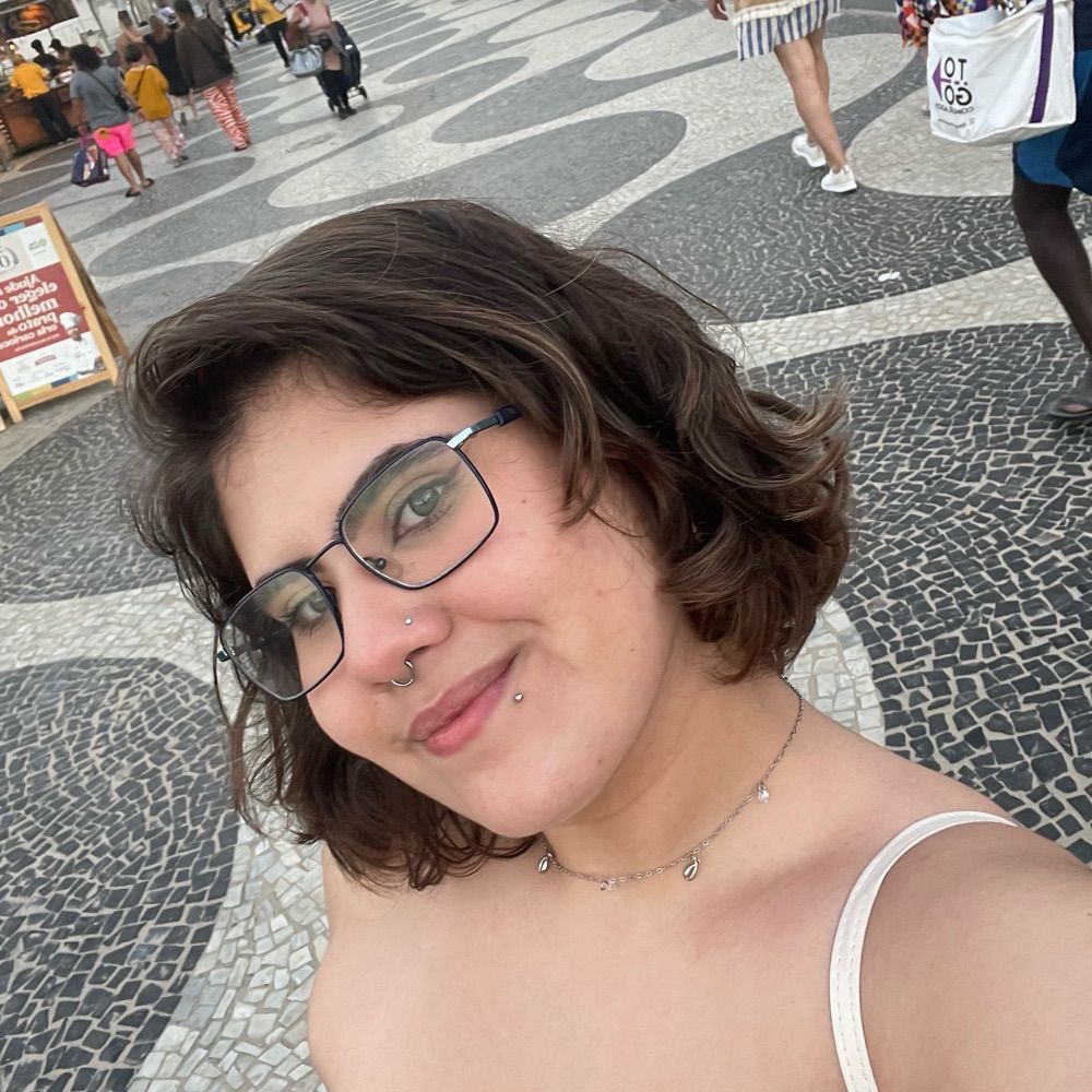 camila bitarães