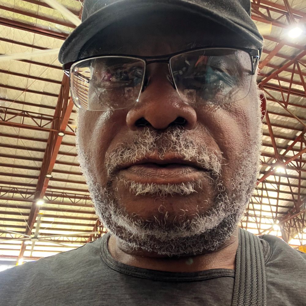 barnz65.bsky.social profile picture