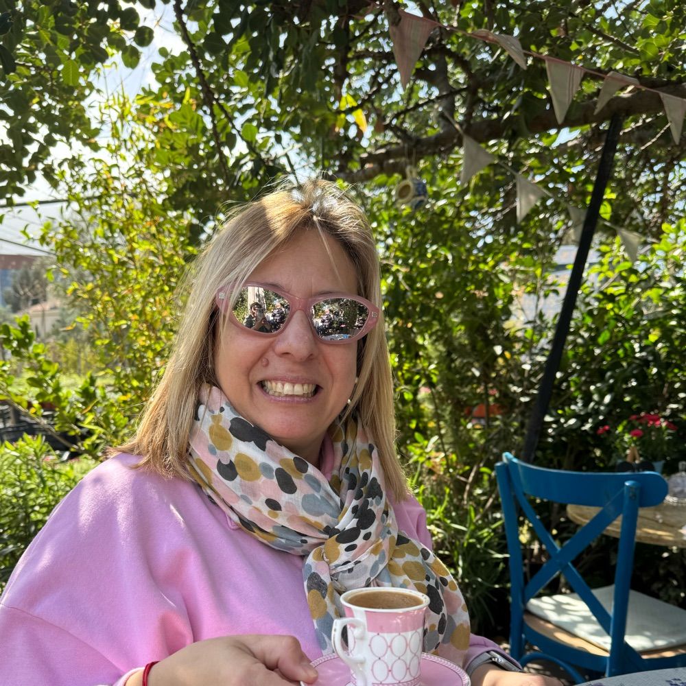 Ebru Dervis