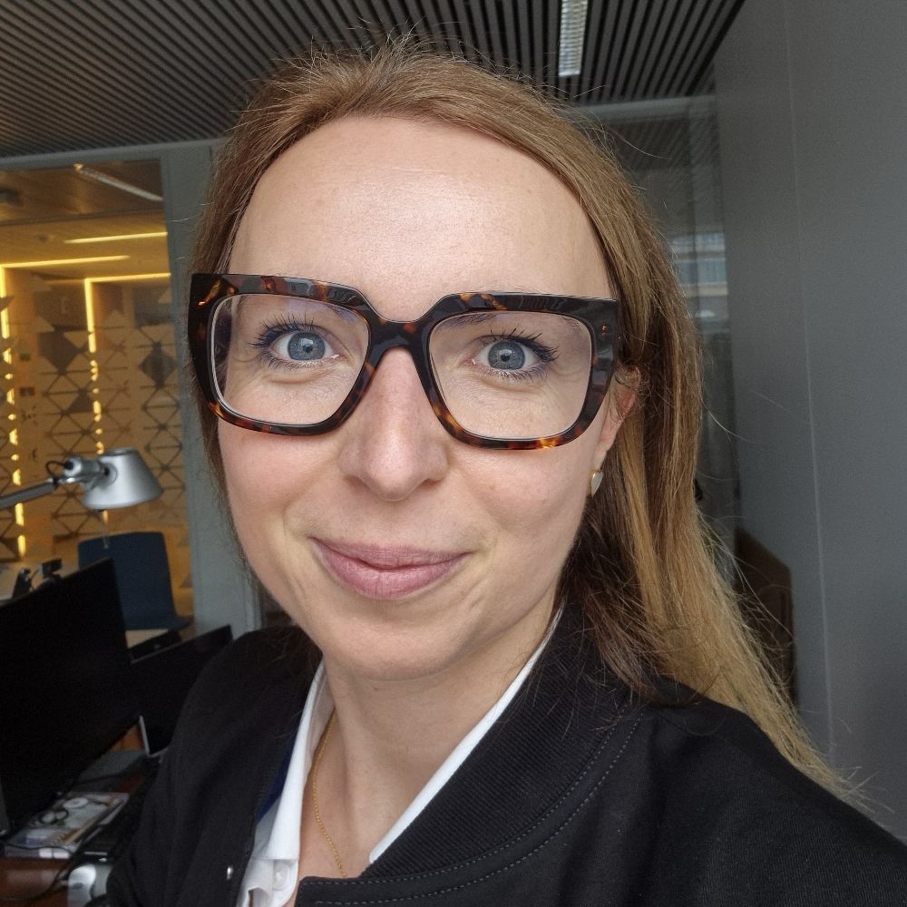 Gabriela Karol-Van den broeck