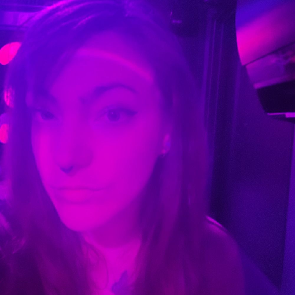 Jess (she/her)