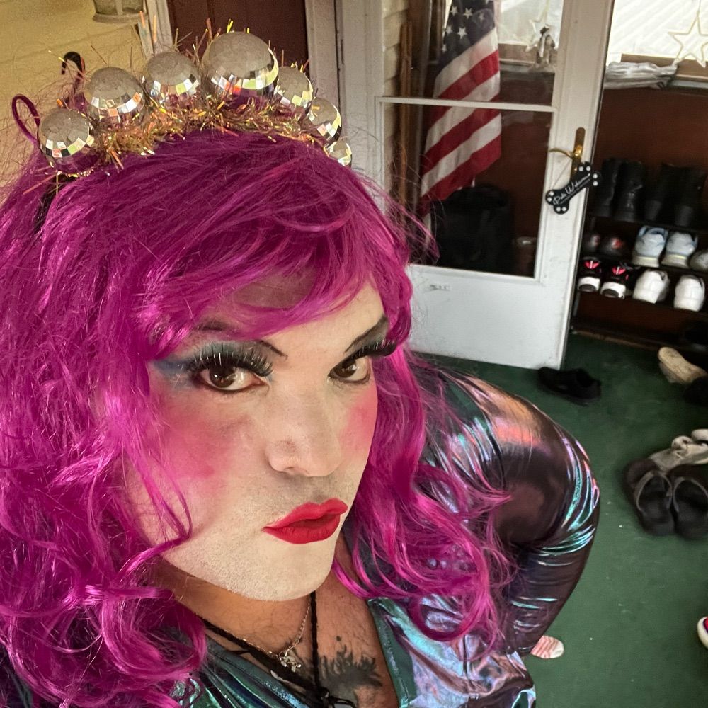Carbie The Dragtivist