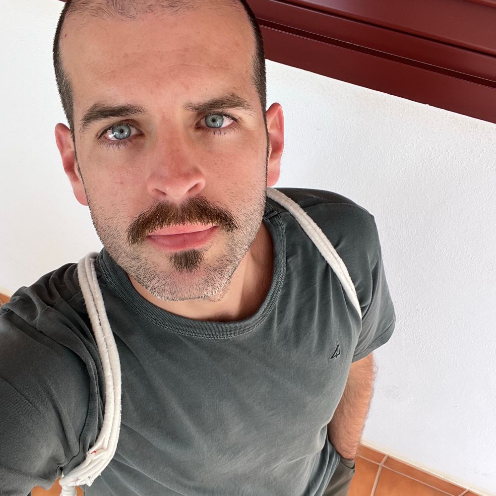 Jorge Latina (Jelly George) 🏳️‍🌈🏳️‍🌈