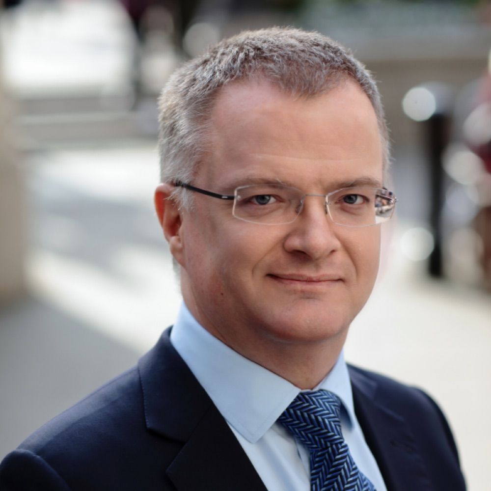 Lars Davies