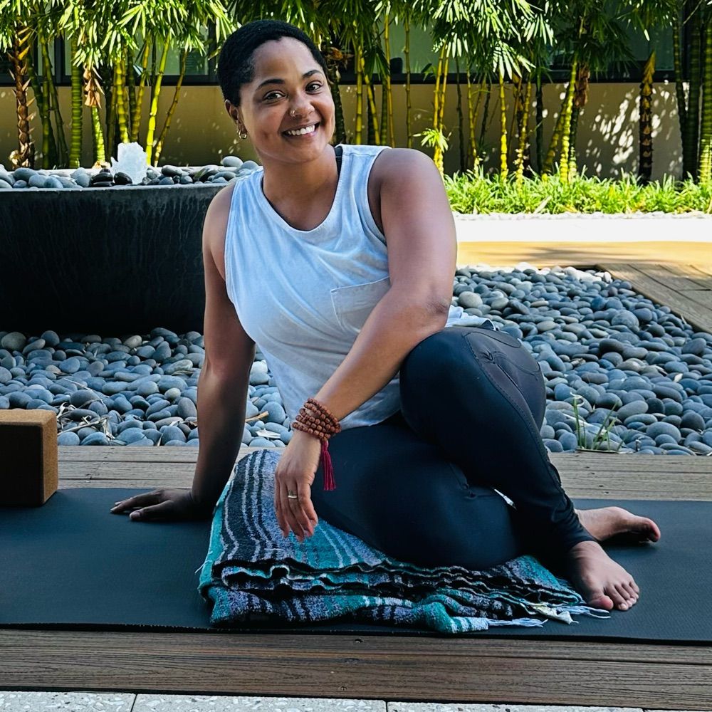 Asatta Jones | Yoga Teacher & Wellness Communicator