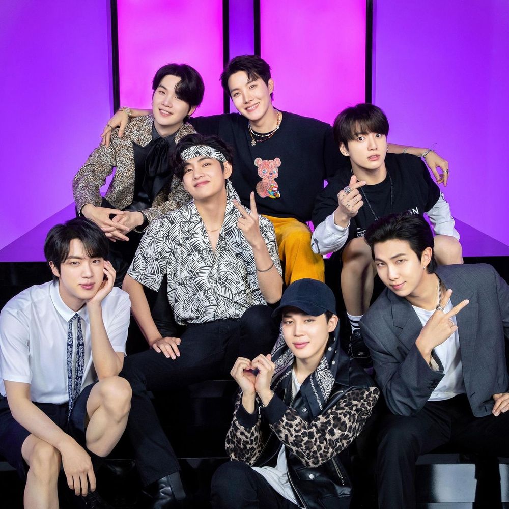 Toey (美美) 💜 BTS รอบังทันออกจากกรม