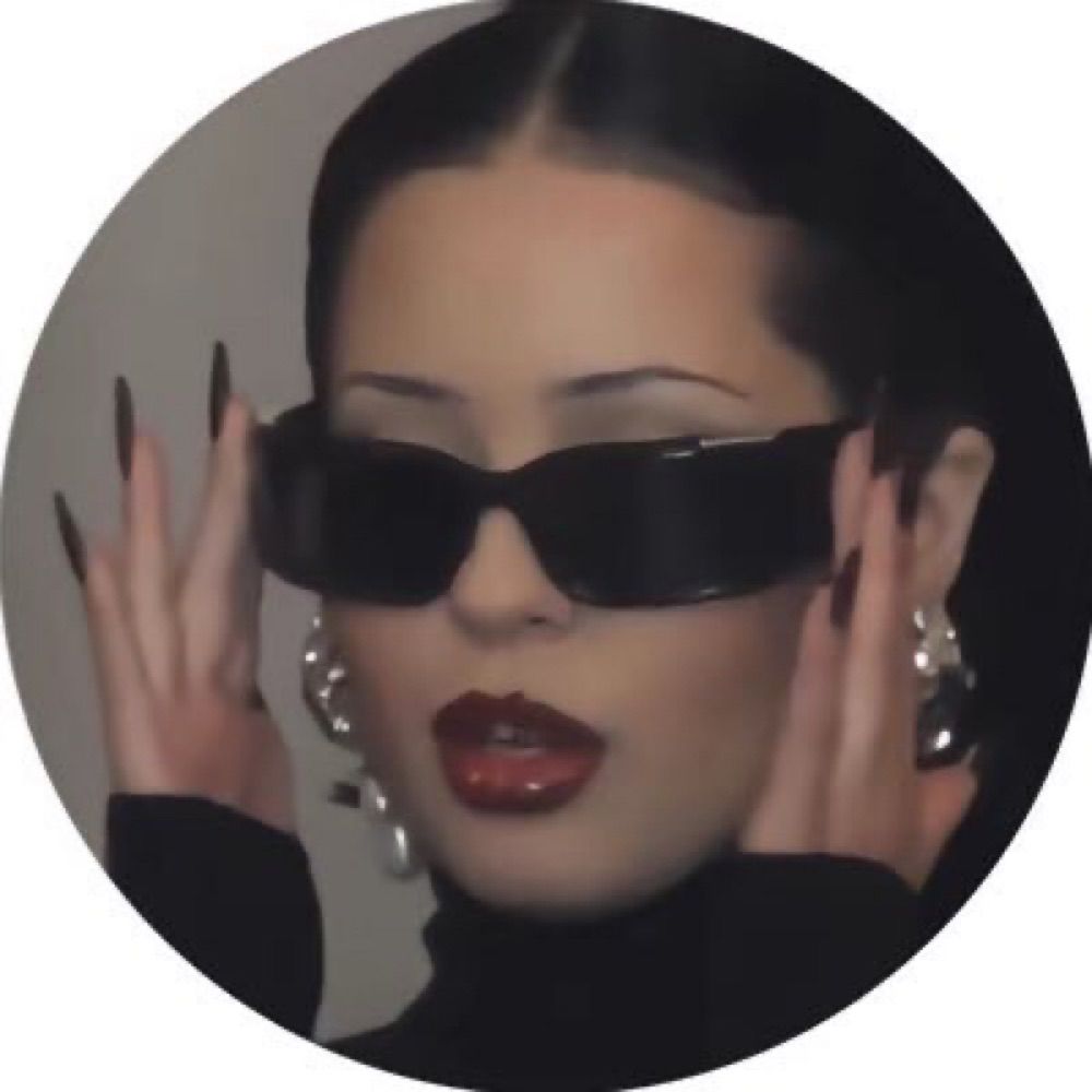 𝑪𝒍𝒂𝒓𝒂