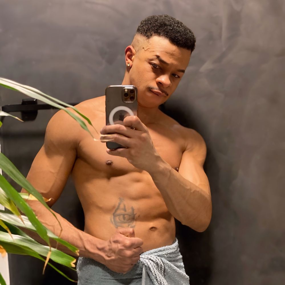 Gabriel  Paxxeco