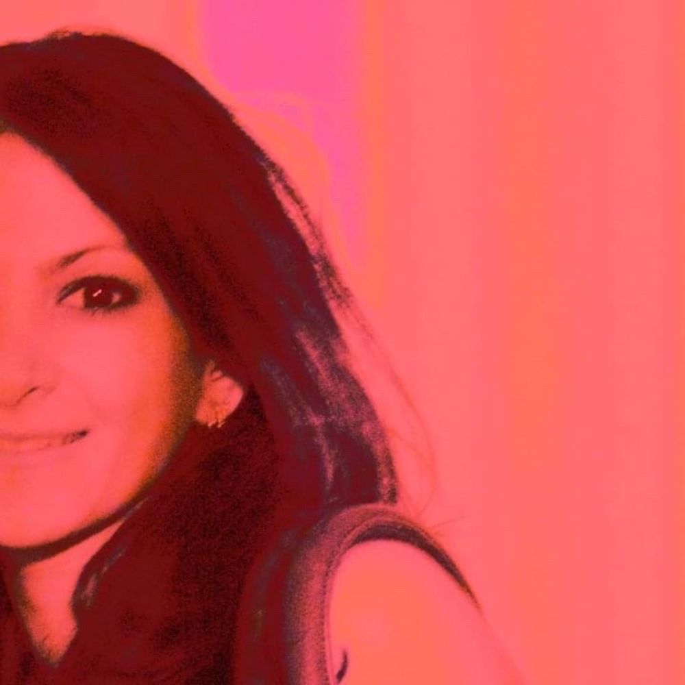 Mona Kasra