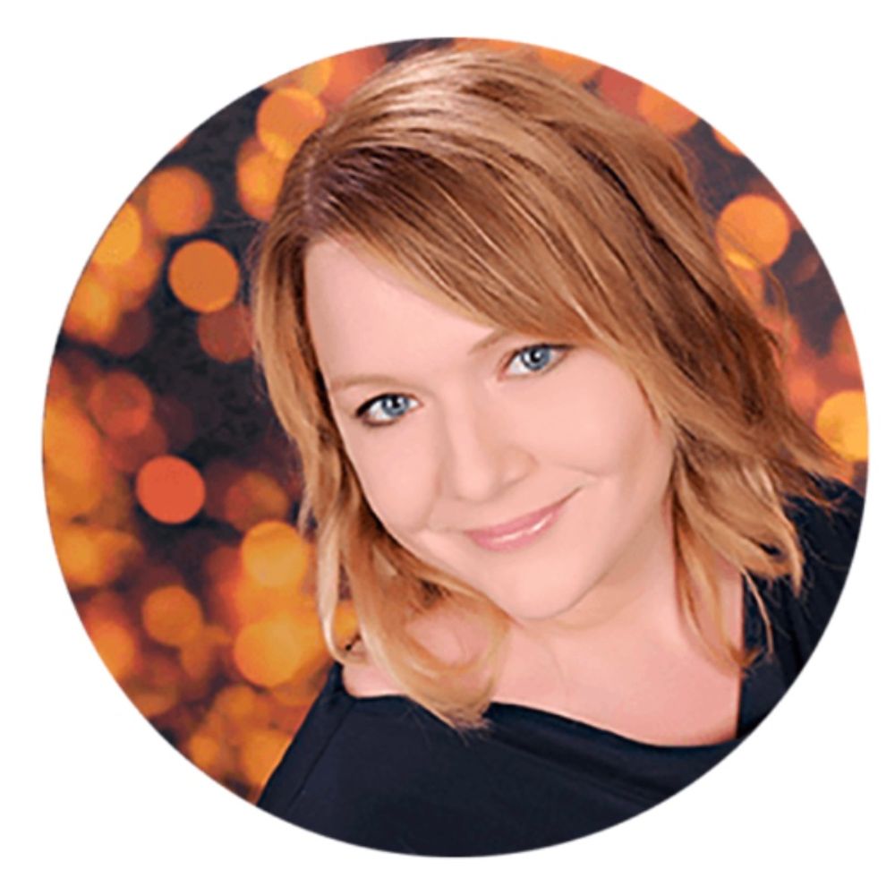 Michelle M Pillow, Fiction Author
