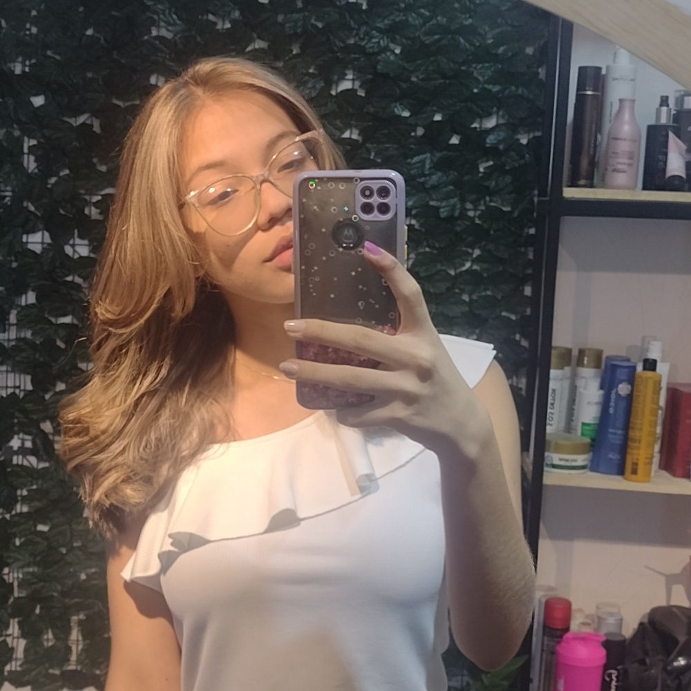júlia