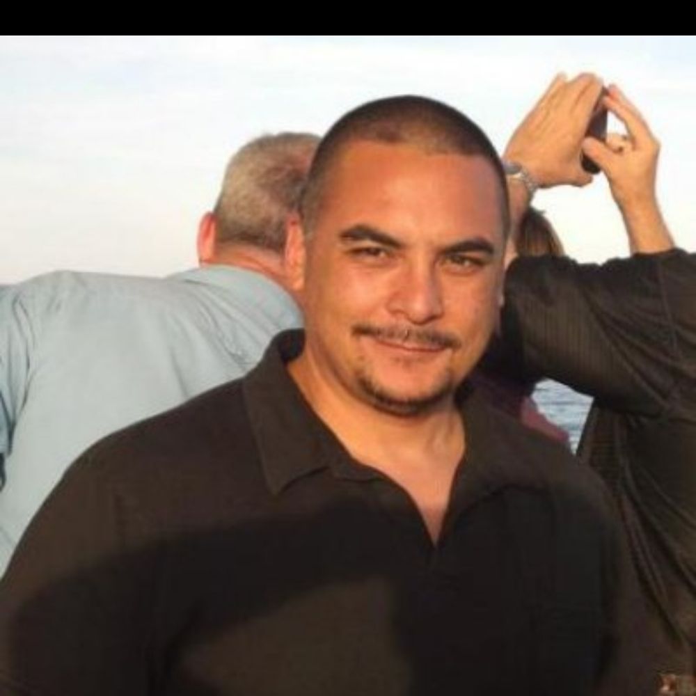 Gil Garcia