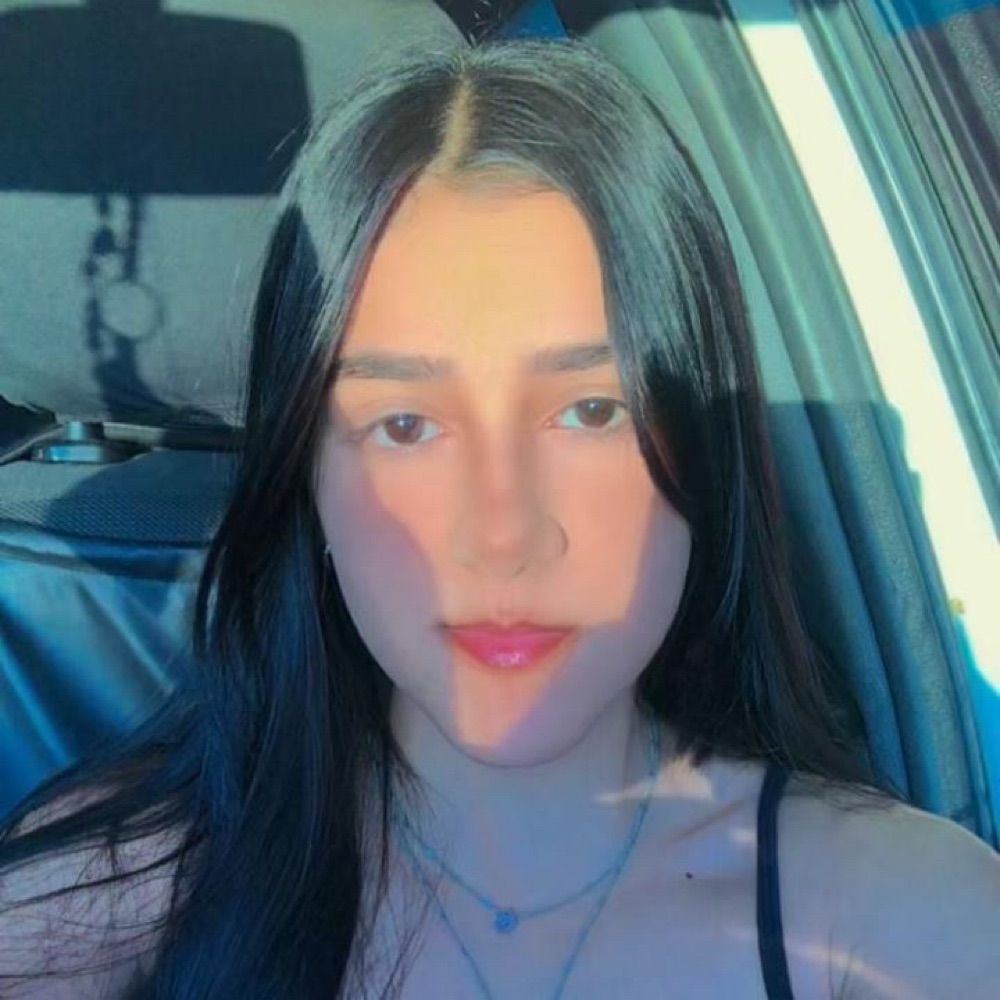 Ana💋