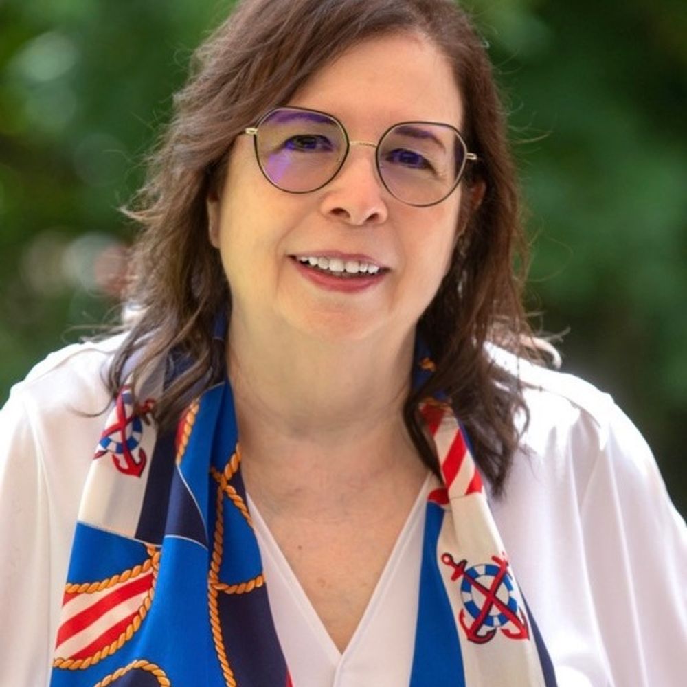Anne Wolf
