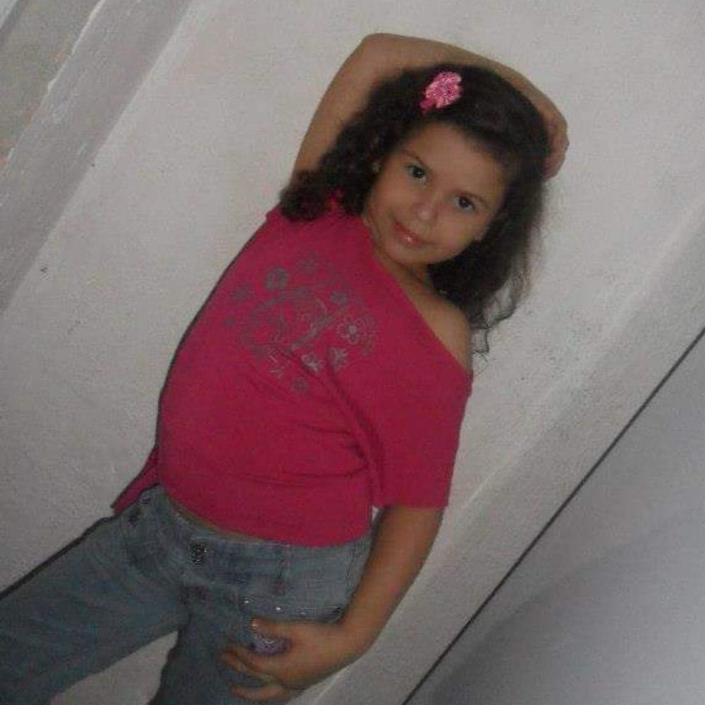 júlia 