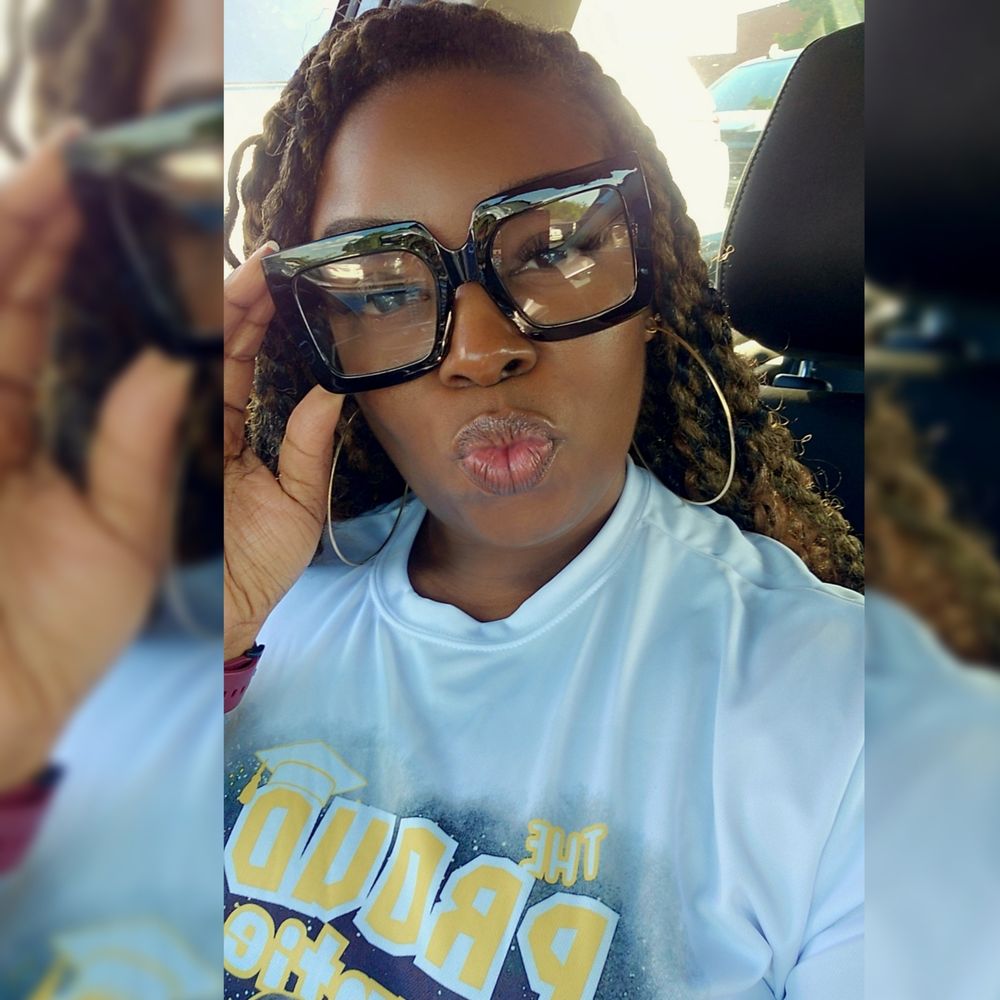 Shae 🍫🦄