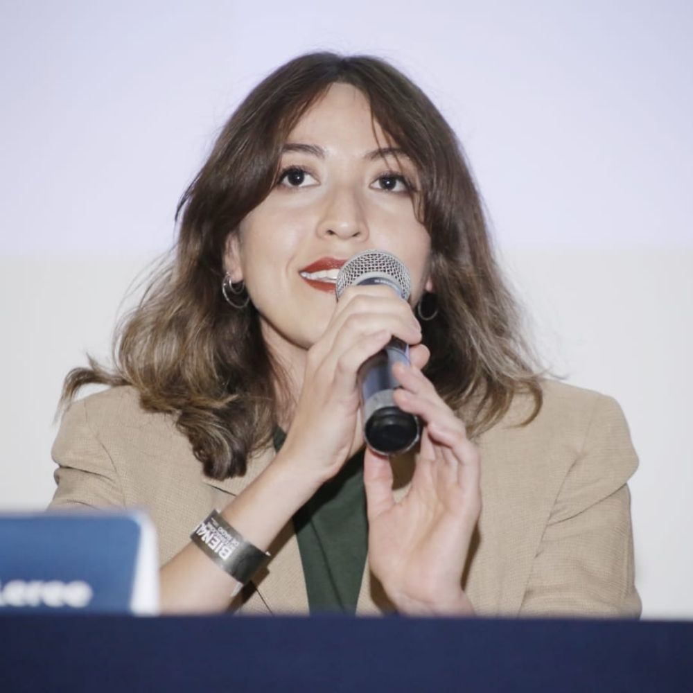 Laura MA
