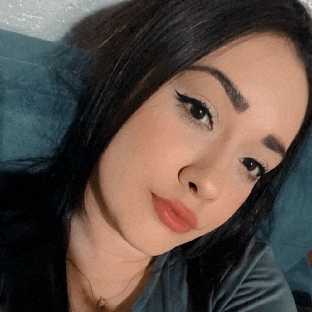 May Oliveira