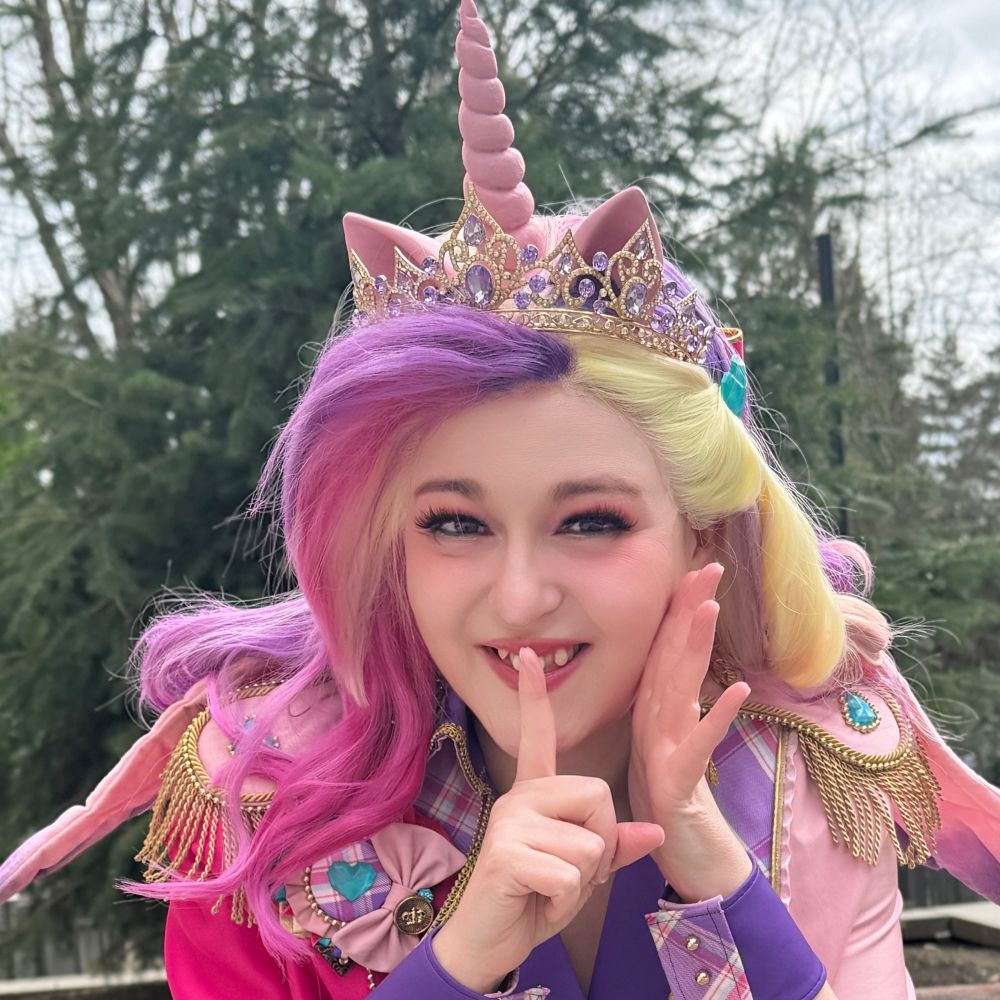 vee 🔜 EFNW 2025