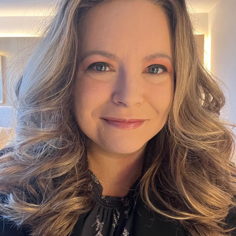 Laura Esfeller