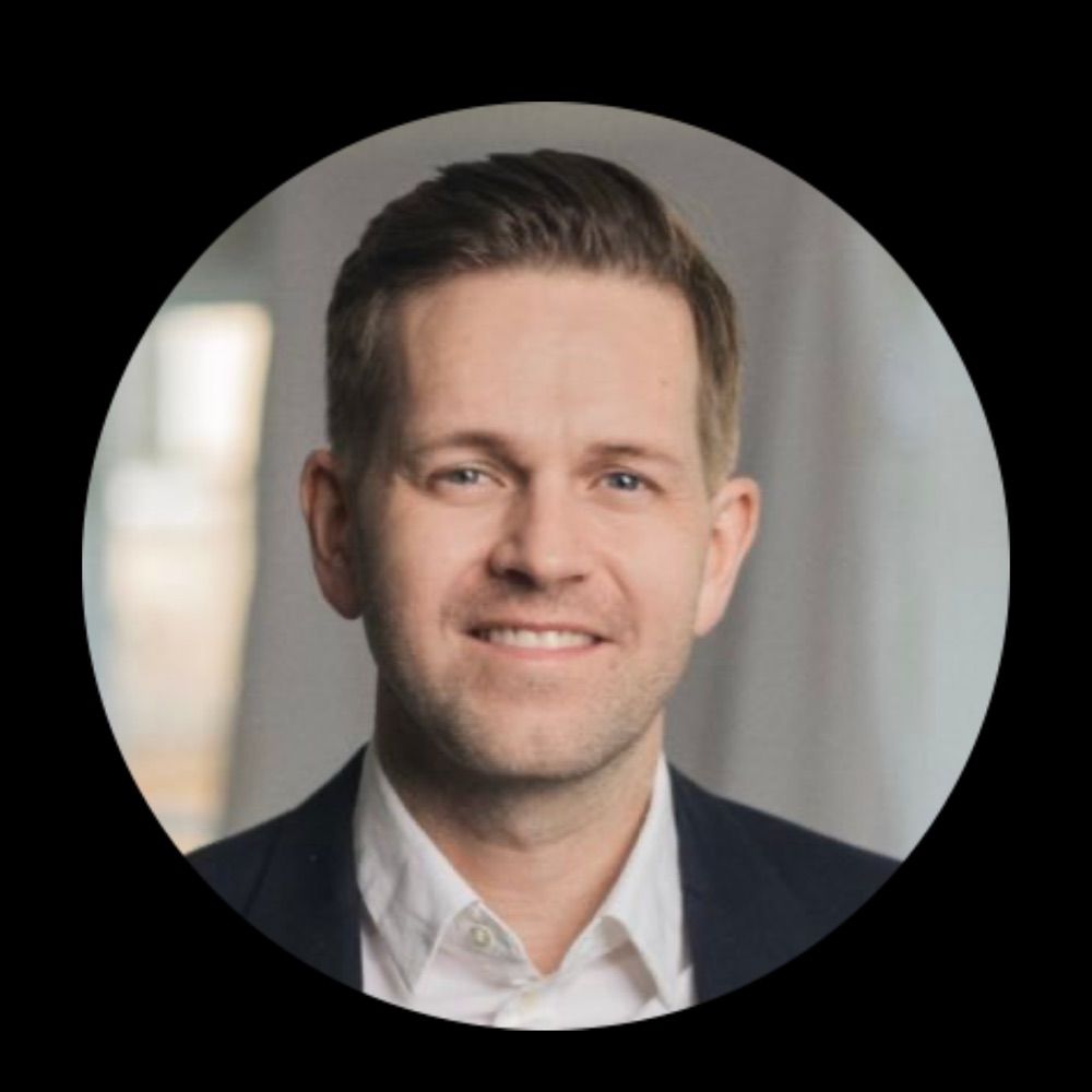 Mads Reinholdt