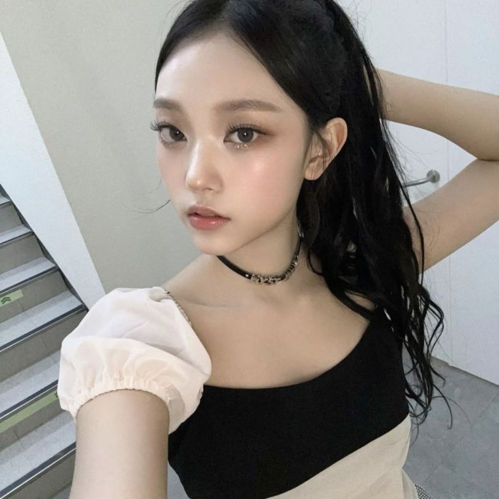 esther ᡣ୭
