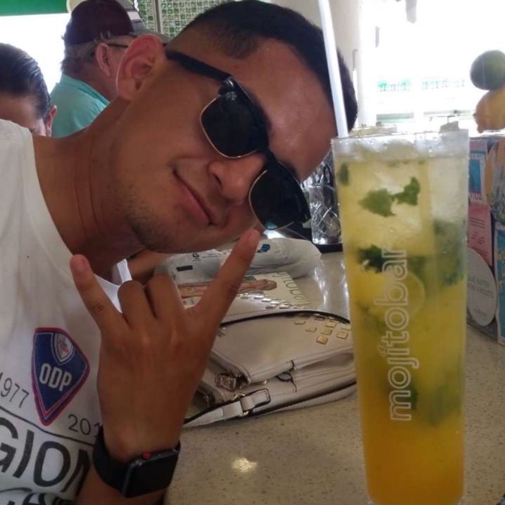 Oz Hernandez