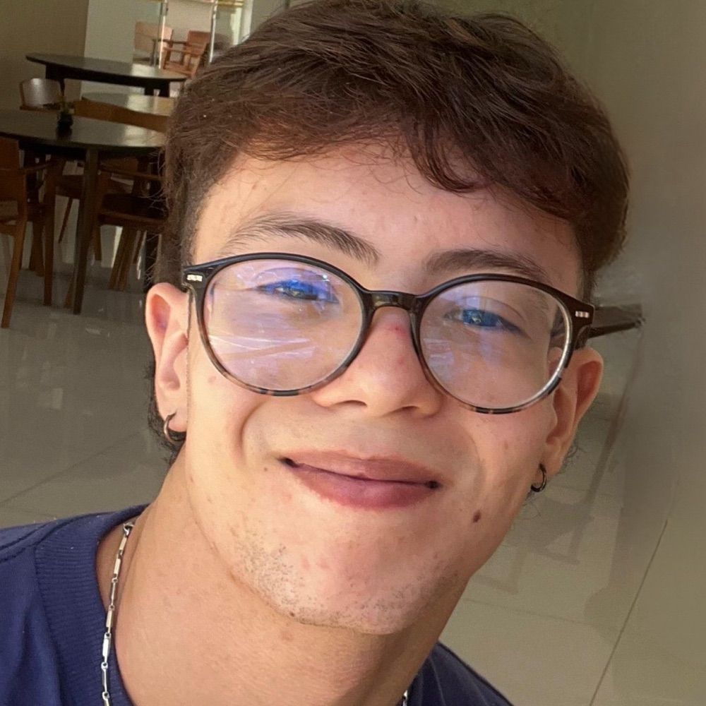 Tati Komeno