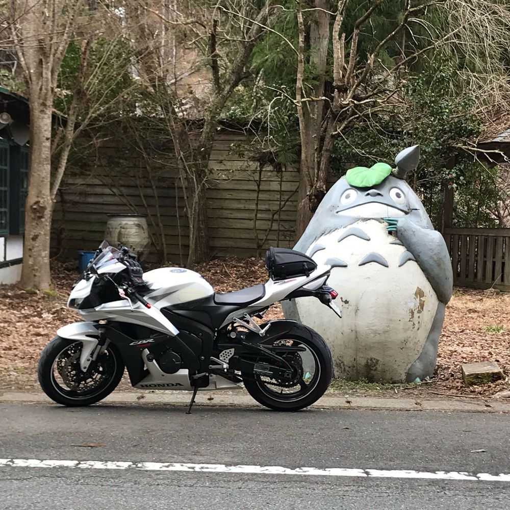 ゆーしぃ