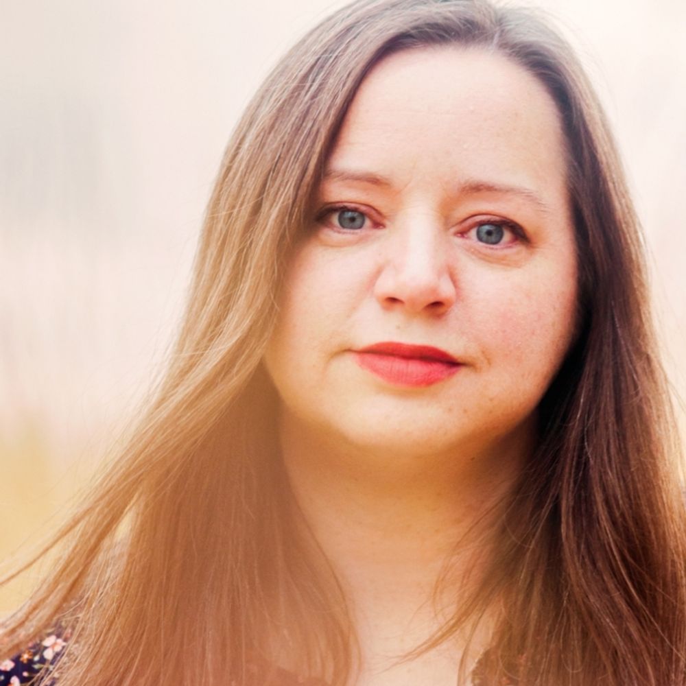 Rachael C Hodson