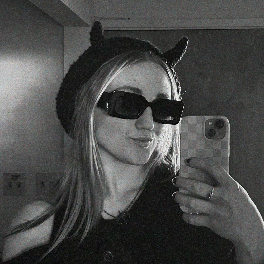 sarah 🕸️