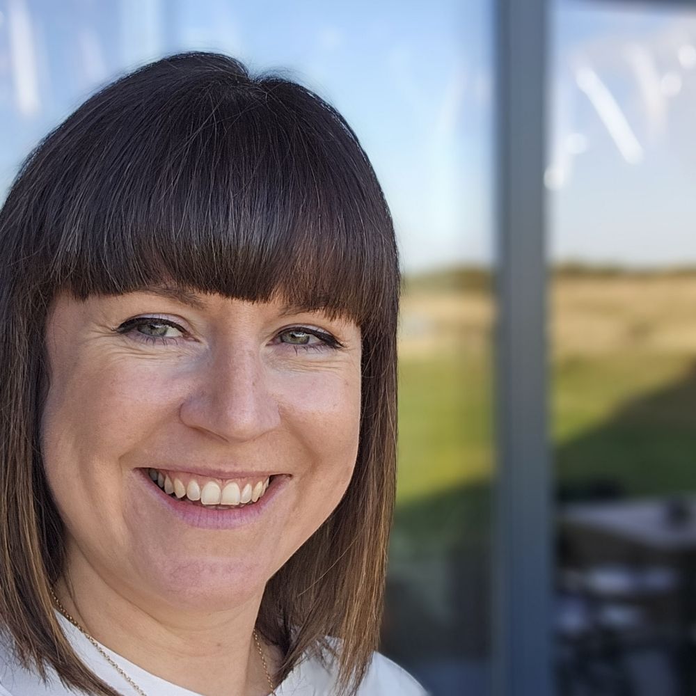Gillian Mackay