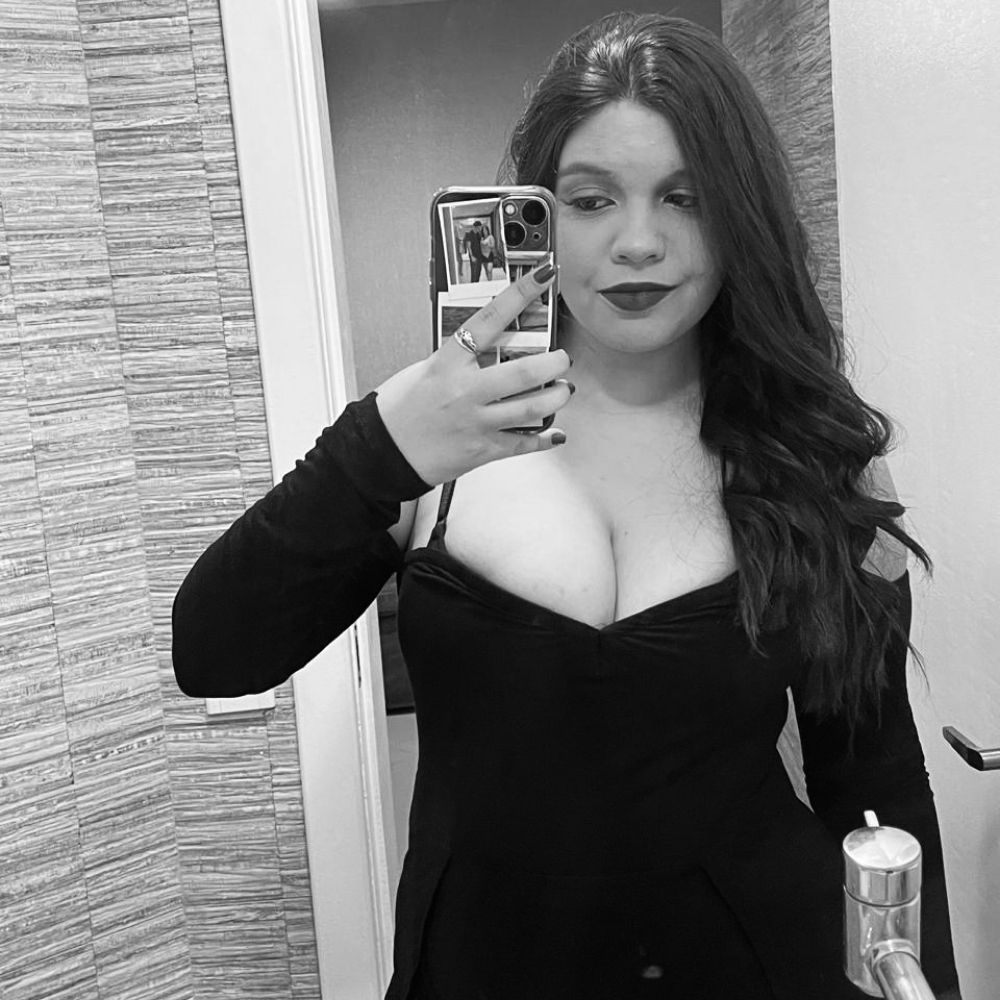 L.L💋