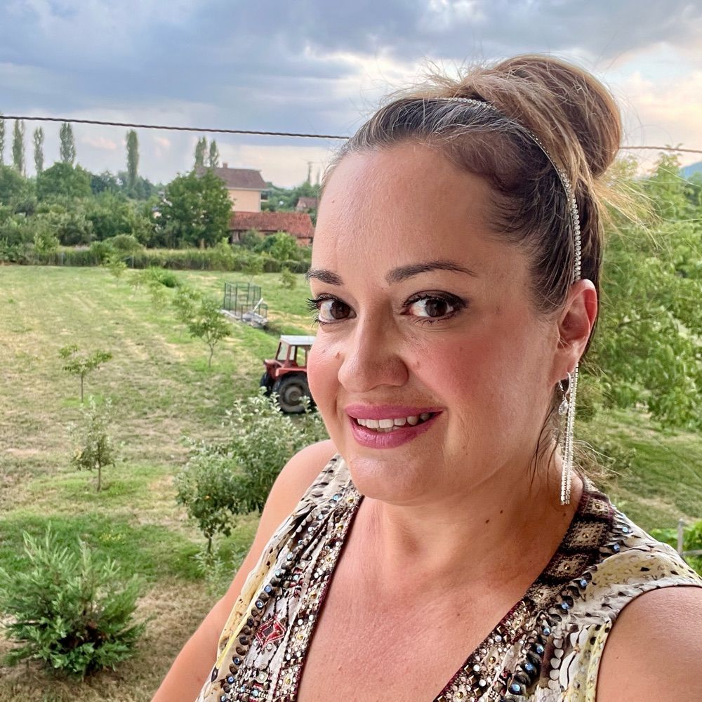 Dr Anita Stefoska-Needham