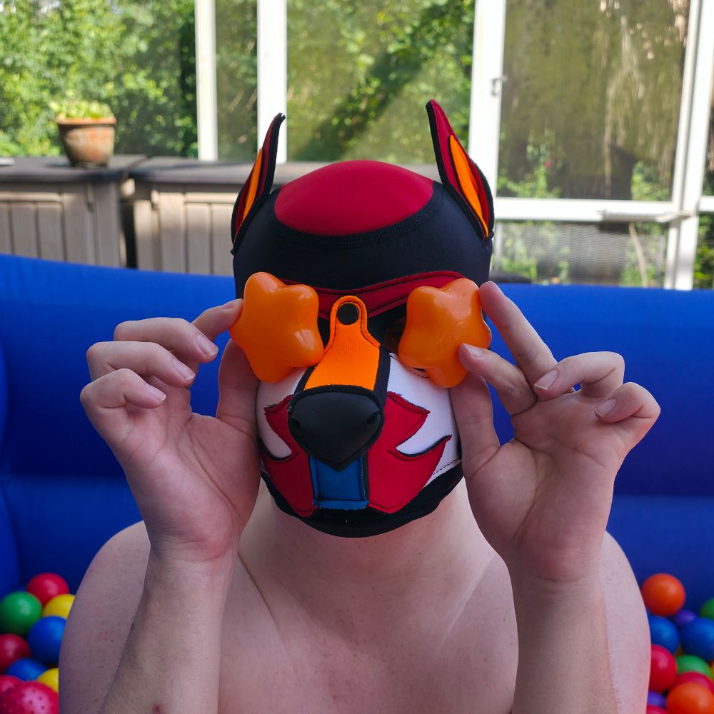 🔞 Pup Leaf AD 🔜 Megaplex