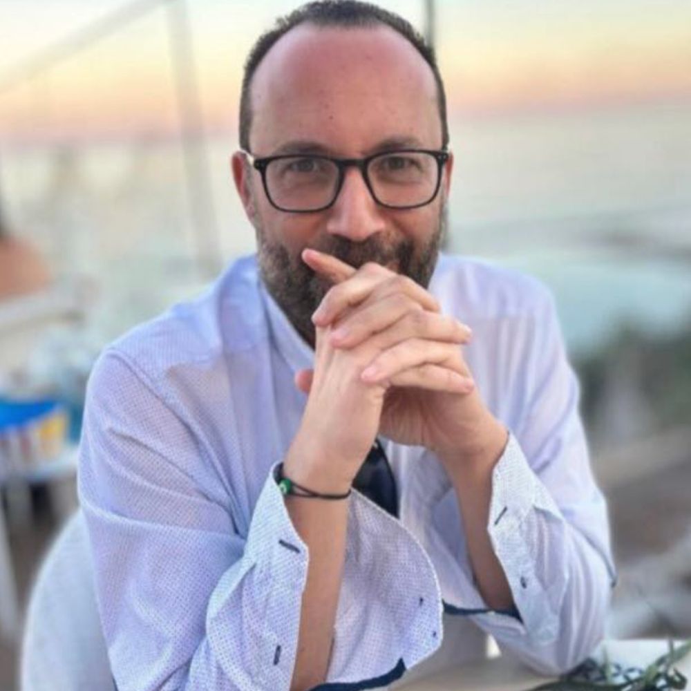 Julián Alcolea
