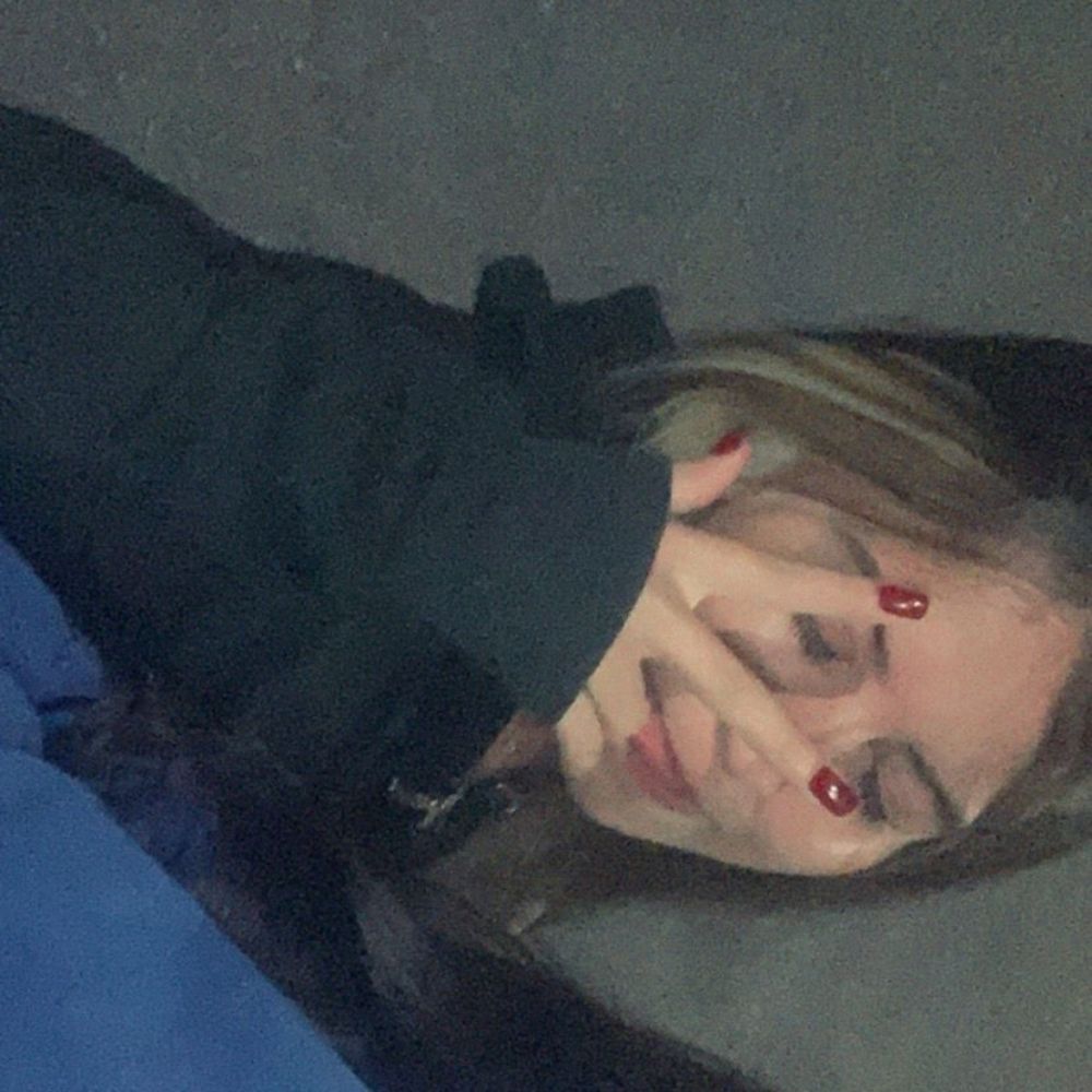 ઽαв૨¡ทα ☄️