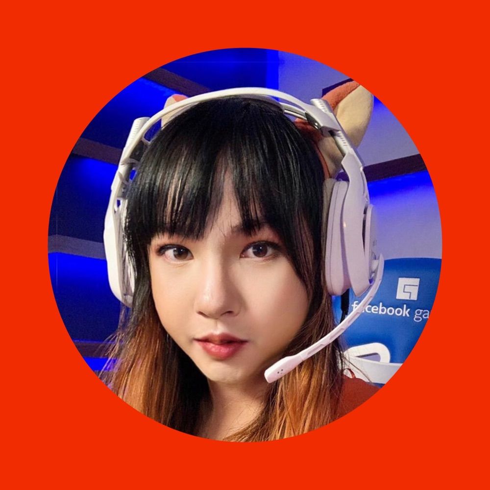 Freya Fox EDM DJ
