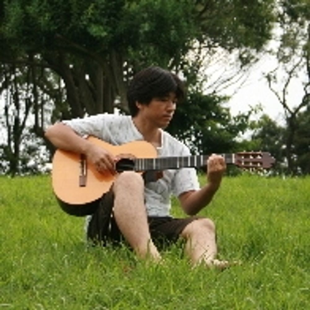 Keisuke Aono