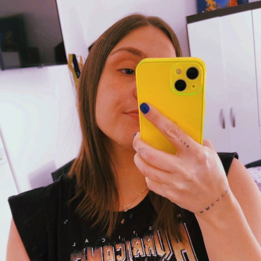 monis 🏳️‍🌈