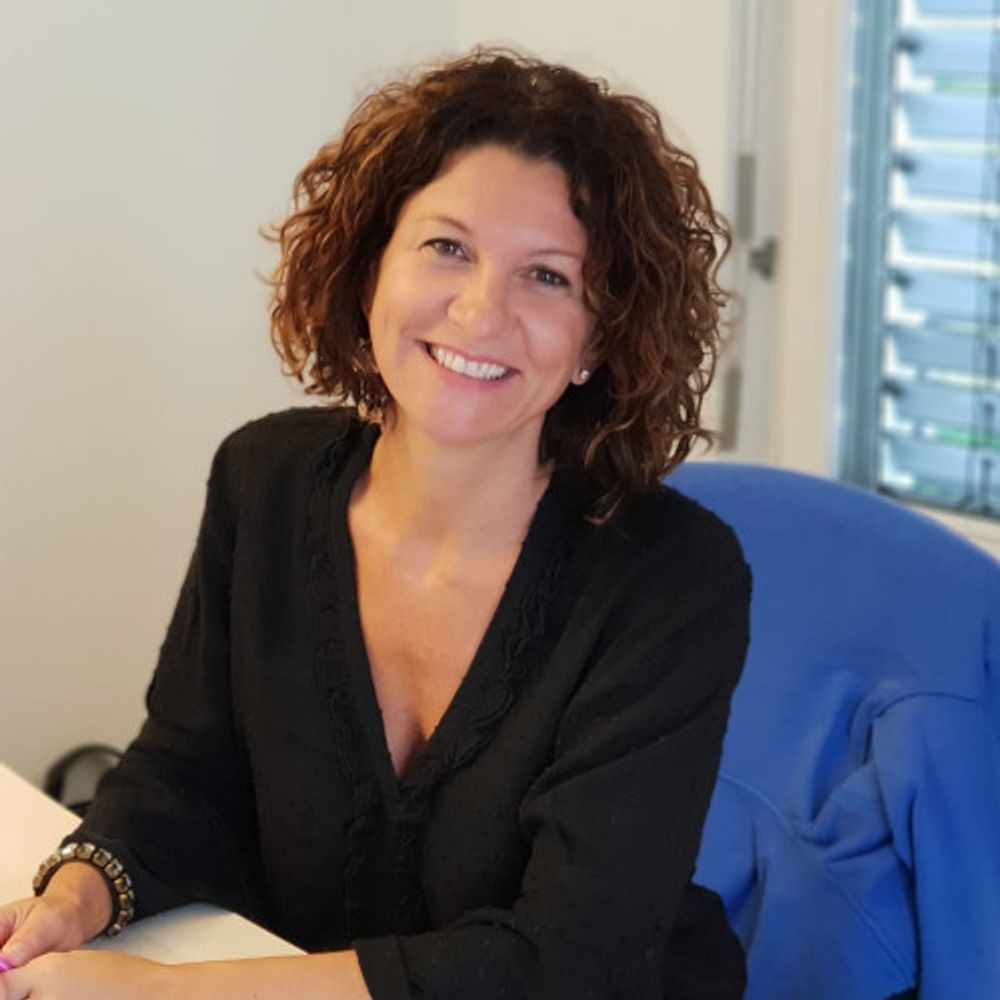 Dr Monique Calisti