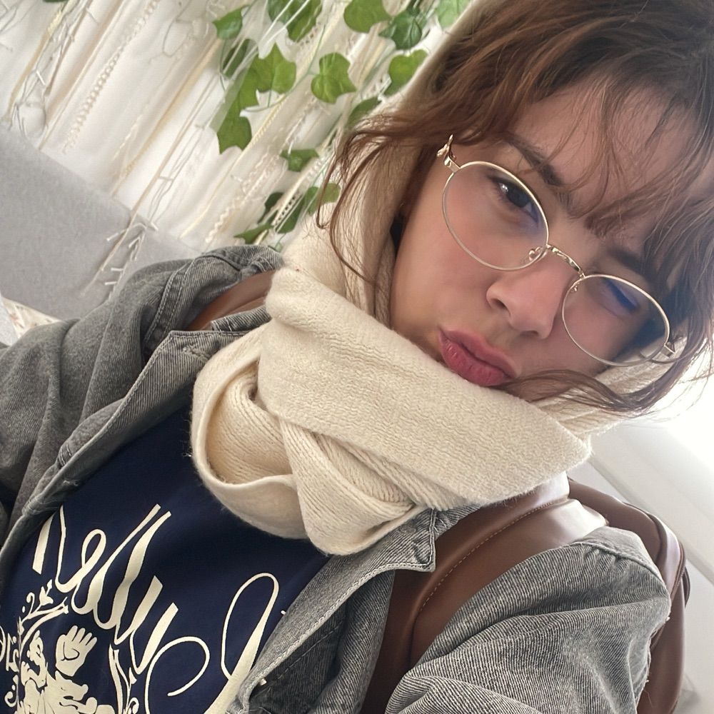Gabi ⋅˚₊‧ ୨୧ ‧₊˚ ⋅