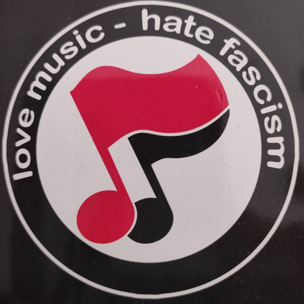 Progrock  #wirsindmehr 🌻💚🏳️‍🌈🇫🇷🤘✌🏽🌍🇺🇦