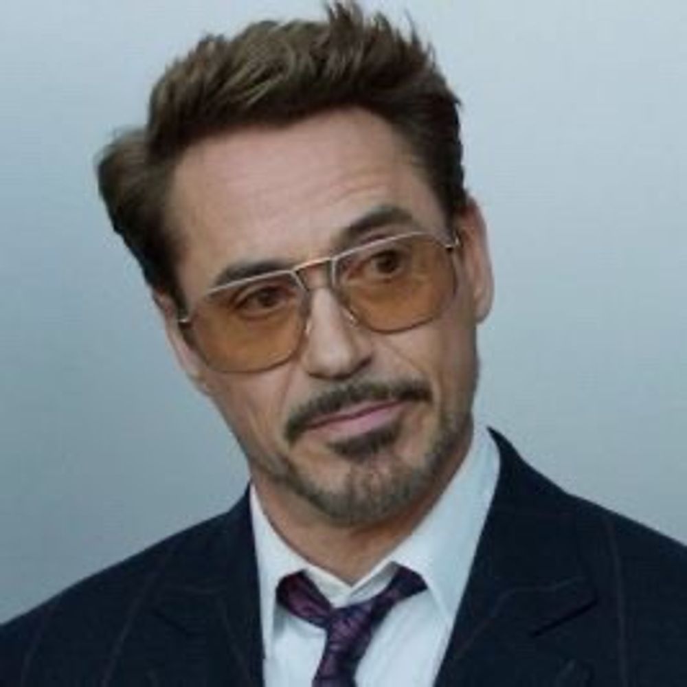 ANTHONY E. STARK🍔